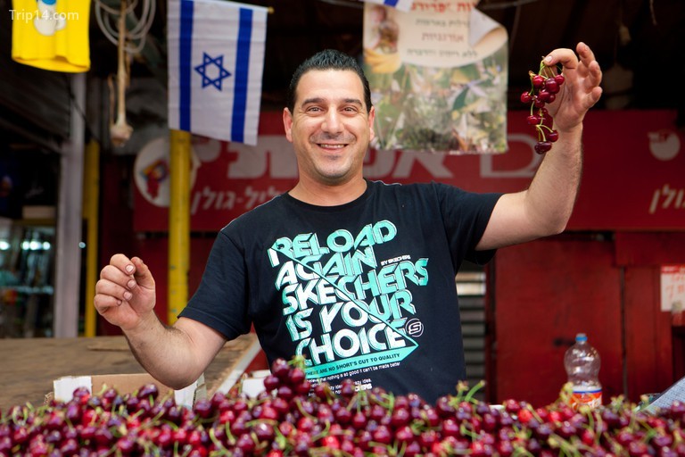 Những quả anh đào ngon nhất ở chợ Carmel của Tel Aviv