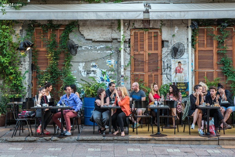 Nhà hàng tại Đại lộ Rothschild ở thành phố Tel Aviv, Israel - Trip14.com